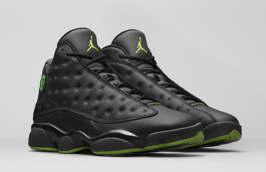 all black jordans with green bottom