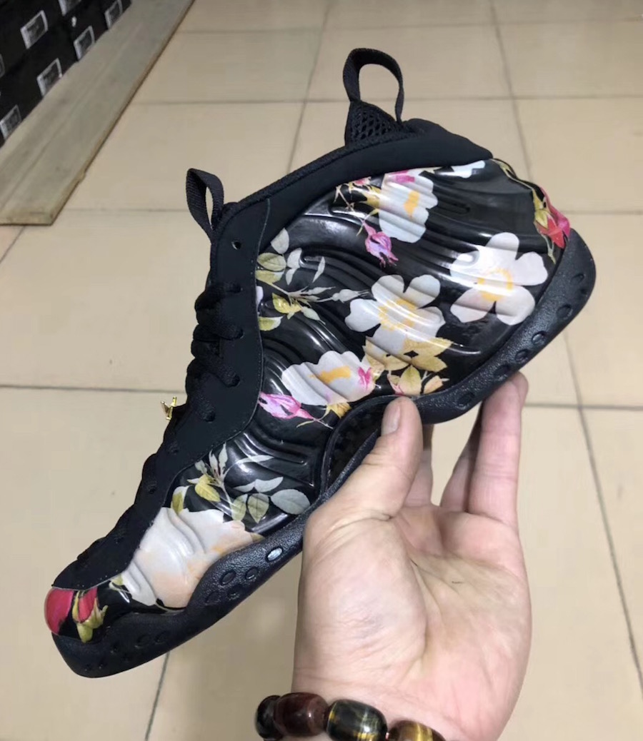 nike posite floral