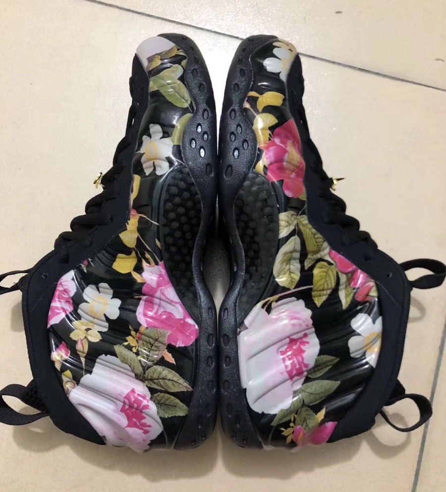 nike foams floral