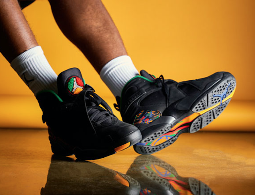 retro 8 air raid